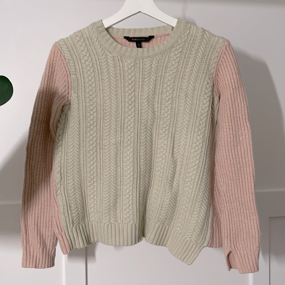 BCBGMaxAzria women asymmetrical Alpaca Blend Sweater XXS Pink Beige Crew Neck